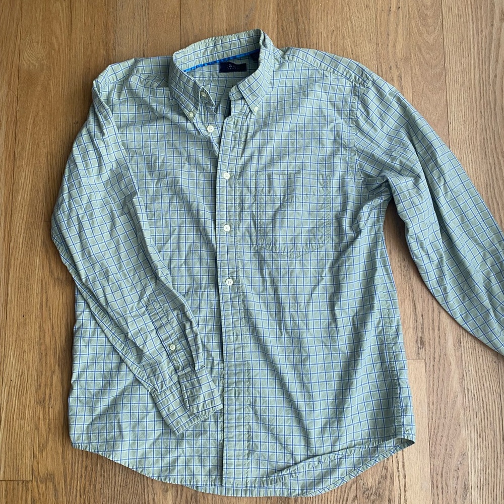 IZOD Classic Men’s Button-Down Plaid Shirt - Light Green/Blue